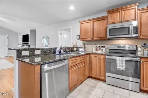 112 E Main St, Micro, NC 27555 photo 12