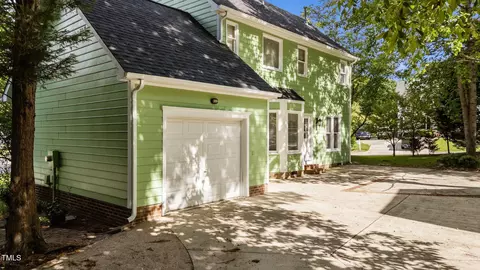 3624 Singleleaf Ln, Raleigh, NC 27616 photo 5