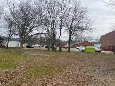 313 Piedmont Ave, Oxford, NC 27565