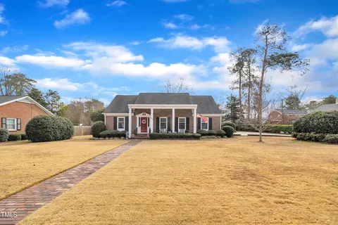 811 S First St, Smithfield, NC 27577 photo 5