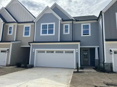2454 Englemann Dr # 380, New Hill, NC 27562