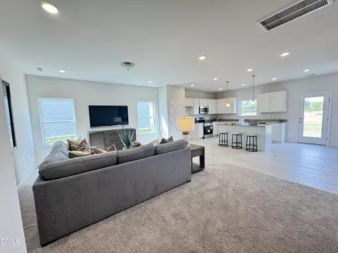 Living - 192 Bruce Dr, Dunn, NC 28334 photo 1 of 4