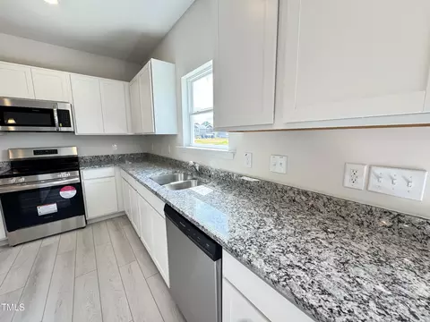 Kitchen - 192 Bruce Dr, Dunn, NC 28334 photo 3 of 6