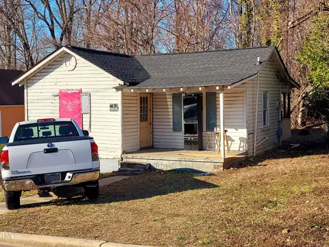 816 Moore St, Reidsville, NC 27320