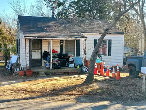 39 Circle Dr, Reidsville, NC 27320