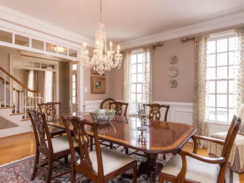 Dining - 3359 Hampton Rd, Raleigh, NC 27607 photo 2 of 3