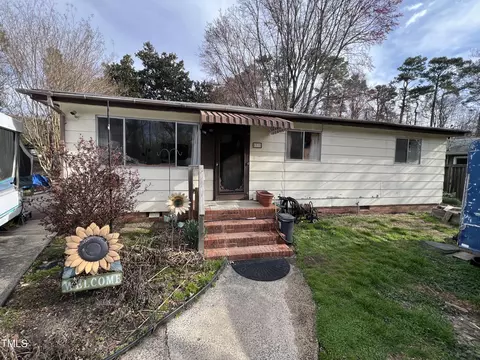 1118 W Cornwallis Rd, Durham, NC 27705