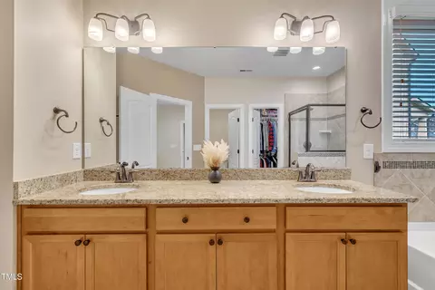 1252 Magic Hollow Rd, Durham, NC 27713 photo 18