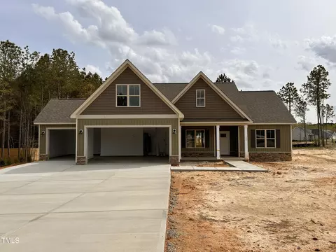 100 Spumante Ct, Princeton, NC 27569