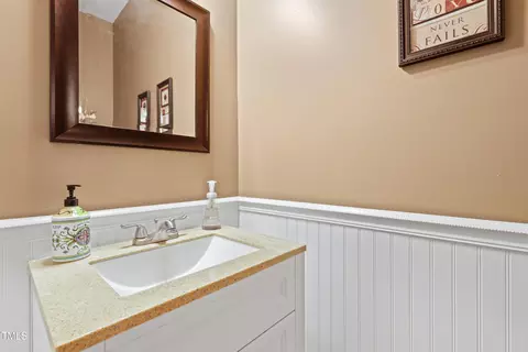 Bath - 512 Tryst Ln, Wake Forest, NC 27587 photo 1 of 5