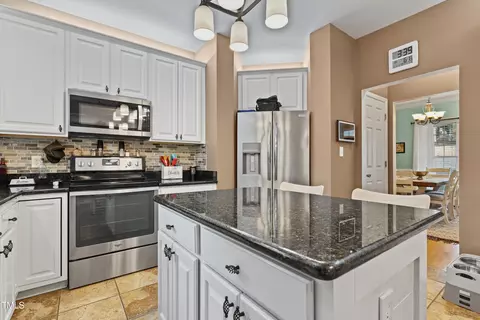 Kitchen - 512 Tryst Ln, Wake Forest, NC 27587 photo 4 of 5