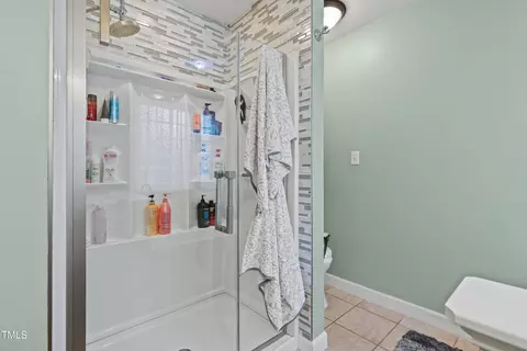 Bath - 512 Tryst Ln, Wake Forest, NC 27587 photo 4 of 5