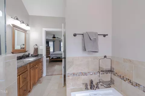 Bath - 415 King George Loop, Cary, NC 27511 photo 4 of 6