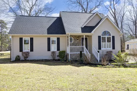 7127 Lark Ln, Sanford, NC 27332