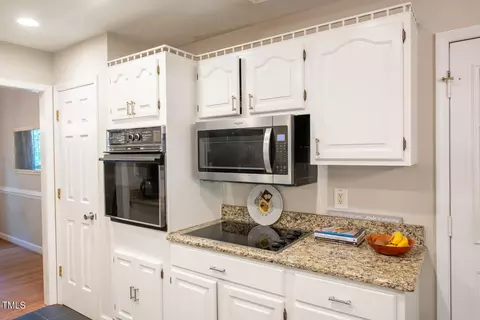 6520 Deerview Trl, Durham, NC 27712 photo 11