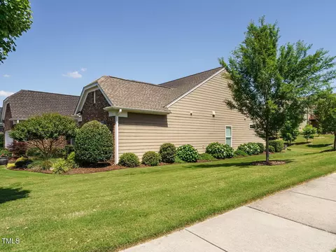 Exterior - 127 Gadwall Ln, Durham, NC 27703 photo 4 of 11