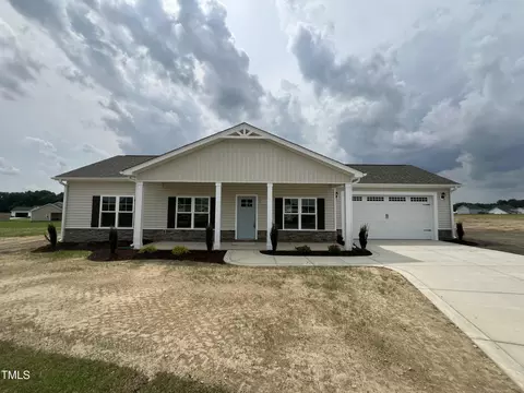211 Dunbar Hill Dr, Fremont, NC 27830