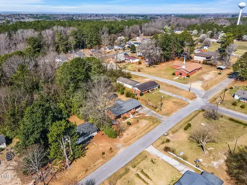 View/Area - 608 N 15th St, Erwin, NC 28339 photo 2 of 2