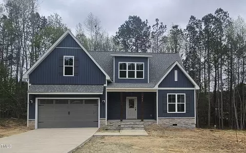 105 Leisure Ln, Louisburg, NC 27549