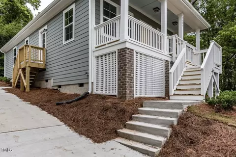 1007 Drew St, Durham, NC 27701 photo 3