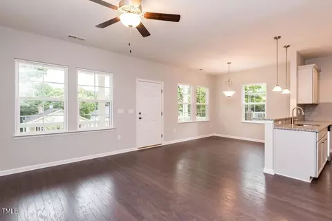 1007 Drew St, Durham, NC 27701 photo 6