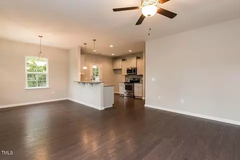 1007 Drew St, Durham, NC 27701 photo 5