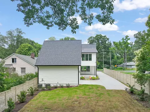 Exterior - 109 W Markham Ave, Durham, NC 27701 photo 9 of 10