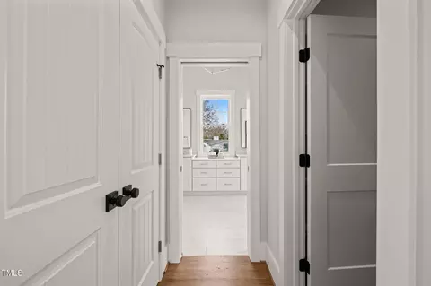 Entry Way - 109 W Markham Ave, Durham, NC 27701 photo 4 of 7