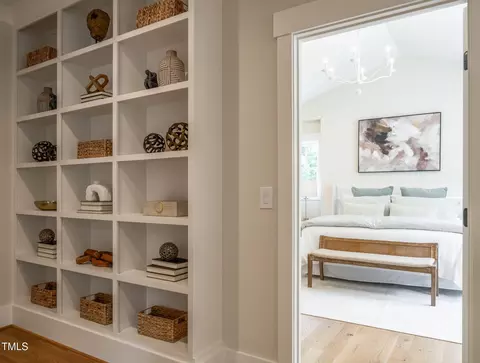 Entry Way - 109 W Markham Ave, Durham, NC 27701 photo 5 of 7