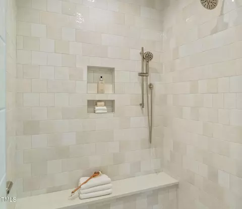 Bath - 109 W Markham Ave, Durham, NC 27701 photo 9 of 12