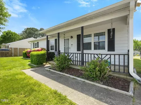 4 Hannah Ct, Durham, NC 27713 photo 5