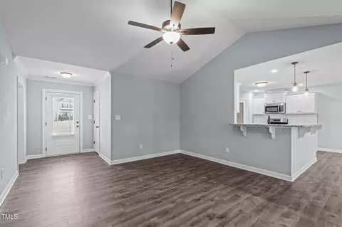 Entry Way - 127 Landfall Ln, Smithfield, NC 27577 photo 3 of 5