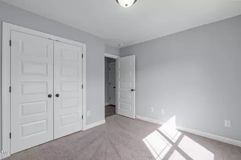 Bedroom - 127 Landfall Ln, Smithfield, NC 27577 photo 2 of 4