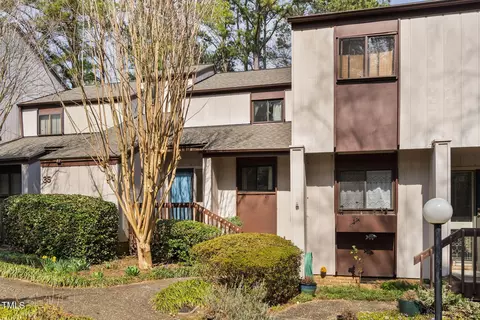 3775 Guess Rd #36, Durham, NC 27705
