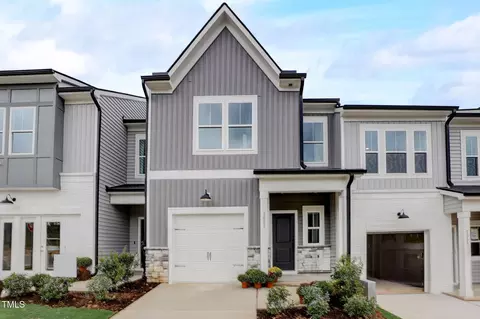 2003 Regal Dr #90, Durham, NC 27703