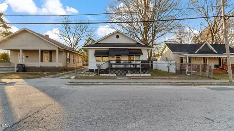 123 S College St, Henderson, NC 27536