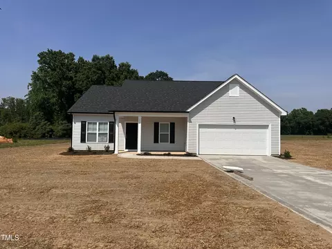 176 Dalton Dr, Lumber Bridge, NC 28357