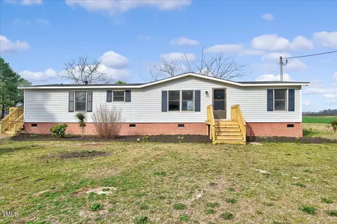10942 Simms Rd, Bailey, NC 27807