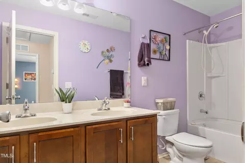 Bath - 138 Daneborg Rd, Durham, NC 27703 photo 4 of 4