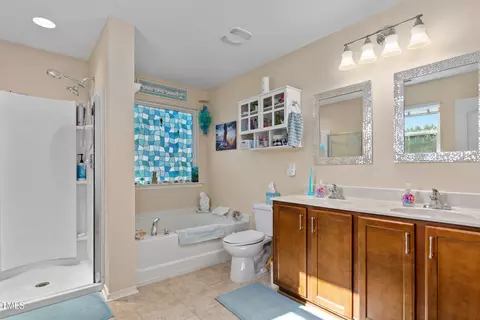 Bath - 138 Daneborg Rd, Durham, NC 27703 photo 1 of 4