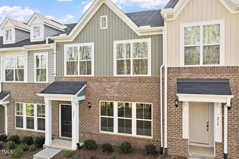 223 Frosted Iris Lane Ln #176, Garner, NC 27529