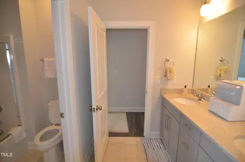 Bath - 311 Silverhawk Ln, Durham, NC 27703 photo 7 of 7