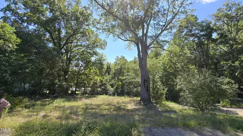 114 E Cornwallis Rd, Durham, NC 27707 photo 4