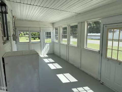 Exterior - 200 Pace St, Smithfield, NC 27577 photo 4 of 7