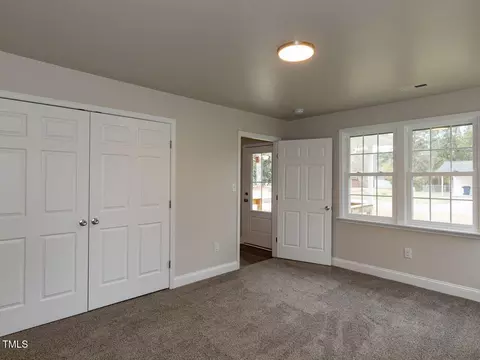 Bedroom - 200 Pace St, Smithfield, NC 27577 photo 4 of 11
