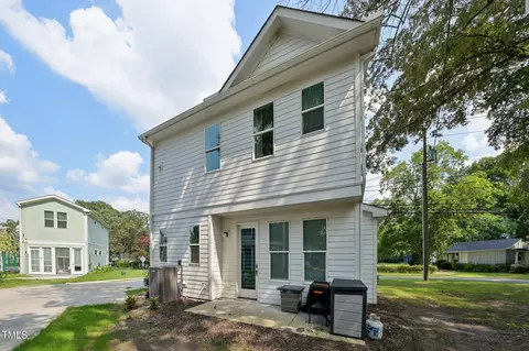 Exterior - 802 Pleasant Dr, Durham, NC 27703 photo 7 of 9