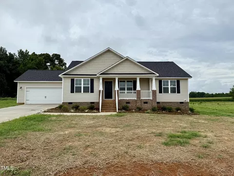 186 N Movado Trl, Kenly, NC 27542