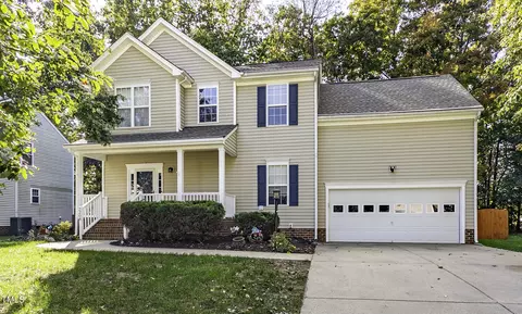 2208 Woodbury Dr, Hillsborough, NC 27278