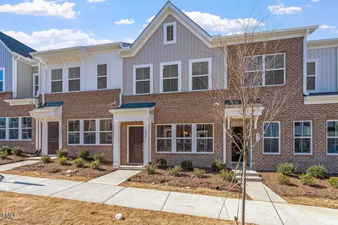 256 Chesapeake Commons St #157, Garner, NC 27529