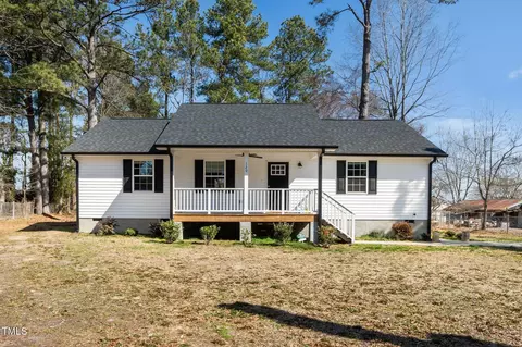 120 W College St, Oxford, NC 27565